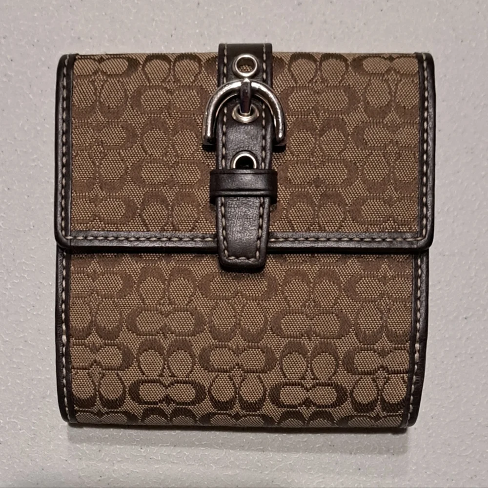 Coach very nice